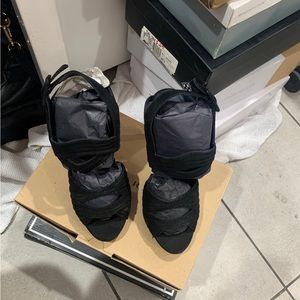 Zara all black heels